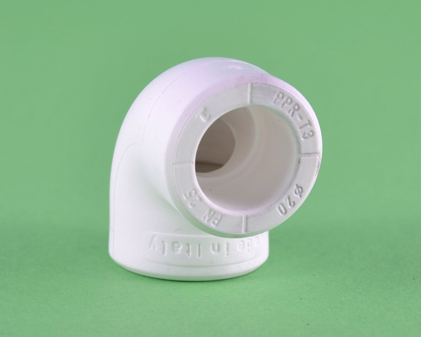 Անկյունակապ պոլիպրոպիլենային 25x25 մմ 90° սպիտակ Plastofer-601025, 20x20 մմ 90° սպիտակ Plastofer-601020, 32x32 մմ 90° սպիտակ Plastofer-601032