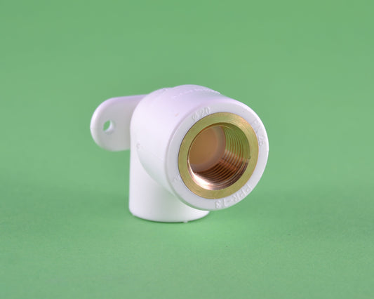 Անկյունակապ պոլիպրոպիլենային կախովի ներքին պարուրակով 20x1/2" սպիտակ Plastofer-705020