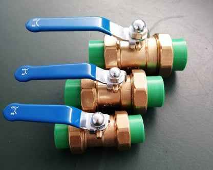 Փական պոլիպրոպիլենային գնդավոր բռնակով փոխարկիչներով 63 մմ կանաչ Plastofer-808063, 50 մմ կանաչ Plastofer-808050, 40 մմ կանաչ Plastofer-808040